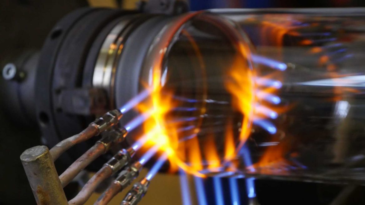 glass moulding with auto lathe